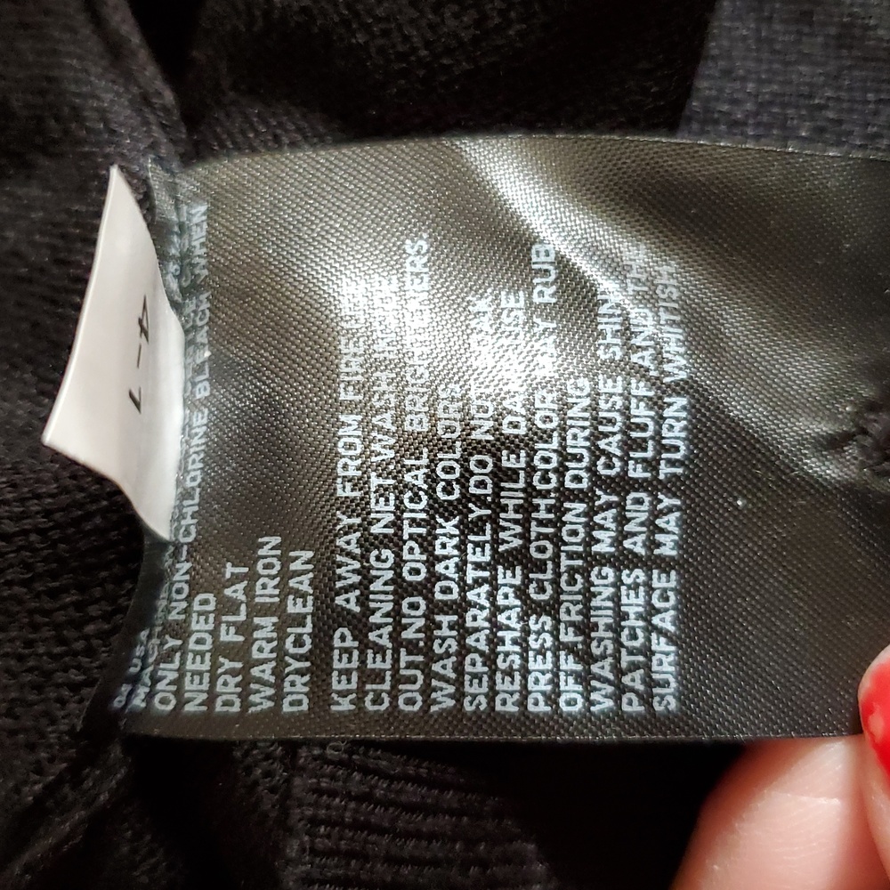 Uniqlo UV Protection Black Button-Up Cardigan Size L - Picture 10 of 12